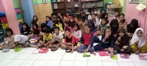 Students Feeding Program (2)
